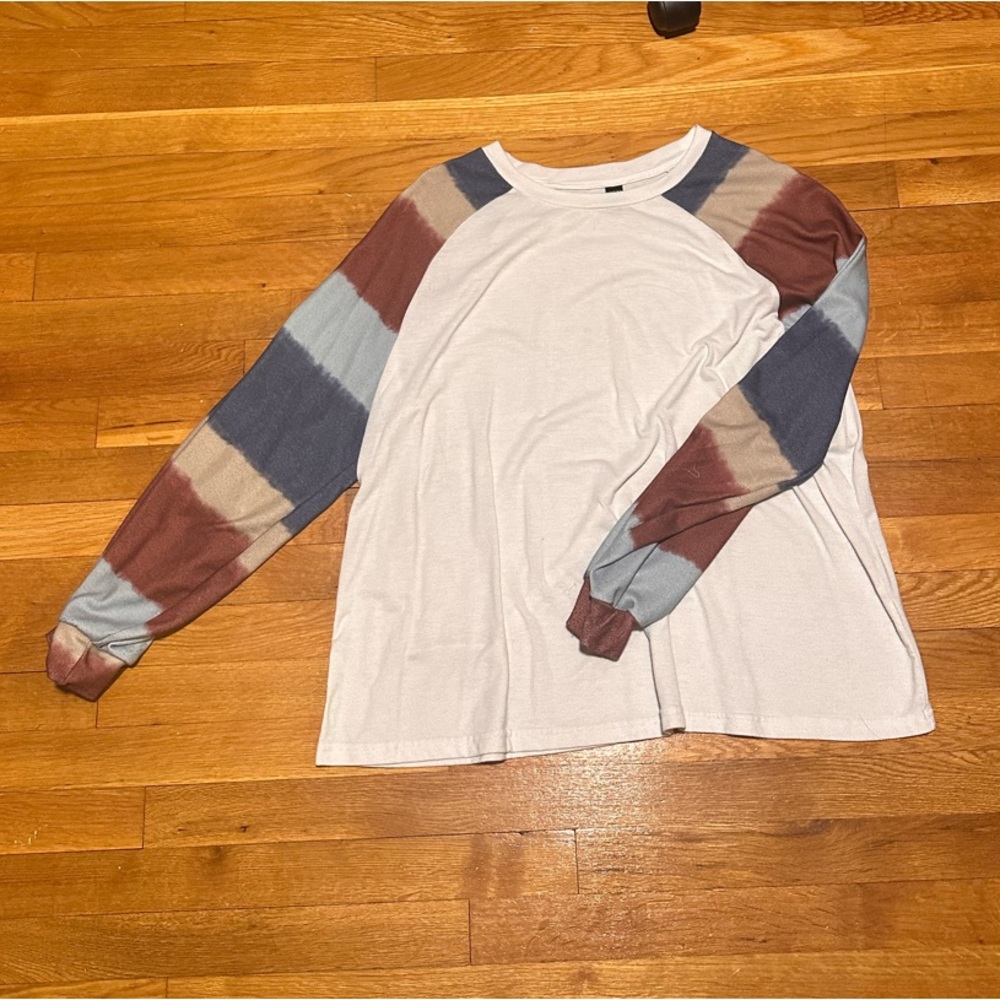 SHEIN Colorblock Raglan Sleeve Blouse